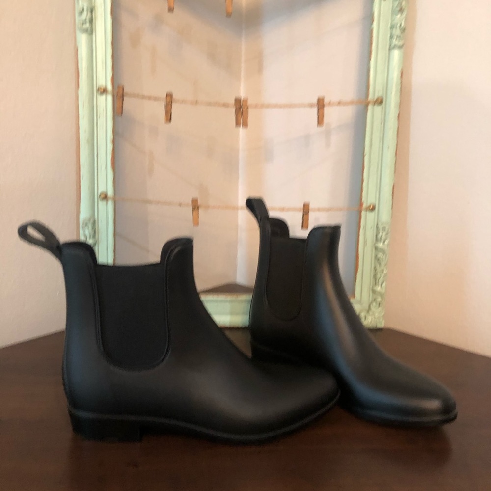 J Crew Black Rain Boots Fits Size 7 and 7.5